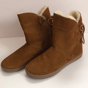 Koolaburra by ugg boots!